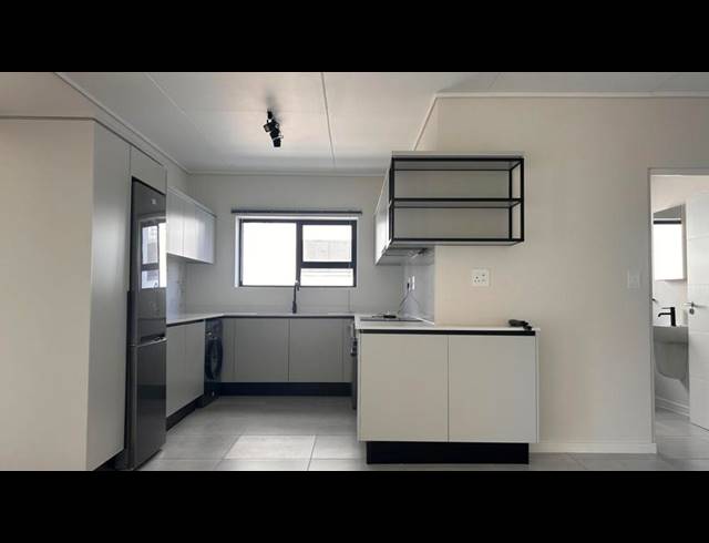 3 BEDROOM PROPERTY TO RENT IN SANDOWN